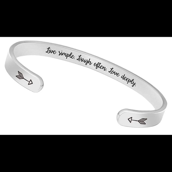 “Live Simply, Laugh Often, Love Deeply” Bracelet. - Picture 2 of 6